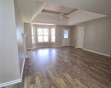 65 Ashton Place - Photo Thumbnail 5