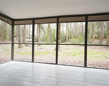 2221 Pinecliff Drive Ne - Photo Thumbnail 23