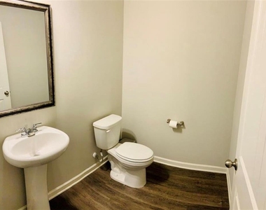 5709 Turnstone Trail - Photo Thumbnail 3