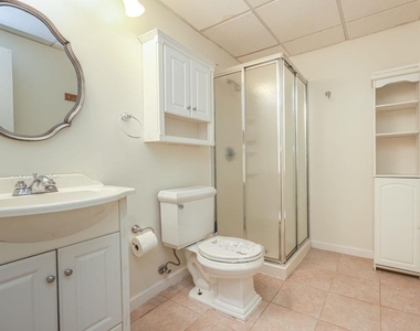 3029 Clove Tree Lane - Photo Thumbnail 14