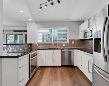 1452 Briaroaks Trail Ne - Photo Thumbnail 9