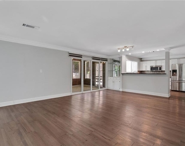 1452 Briaroaks Trail Ne - Photo Thumbnail 3
