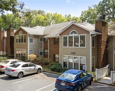 611 Barrington Hills Drive - Photo Thumbnail 35