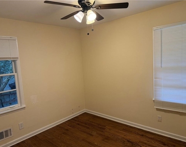 964 Myrtle Street - Photo Thumbnail 9