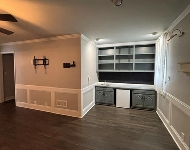 2607 Audobon Circle - Photo Thumbnail 10