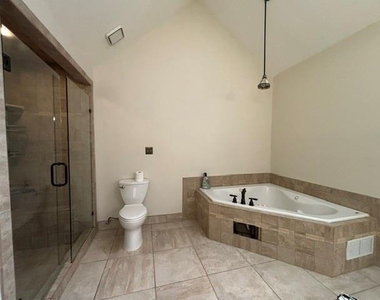 2607 Audobon Circle - Photo Thumbnail 15
