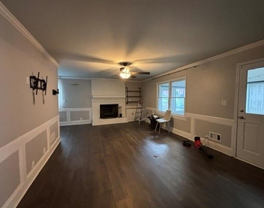2607 Audobon Circle - Photo Thumbnail 8