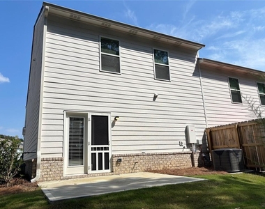 3240 Greyton Drive - Photo Thumbnail 20