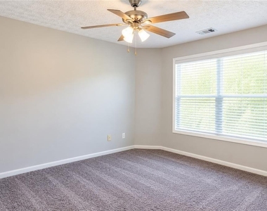 190 Wilhelmina Drive - Photo Thumbnail 17