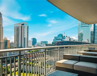 3338 Peachtree Road Ne - Photo Thumbnail 16