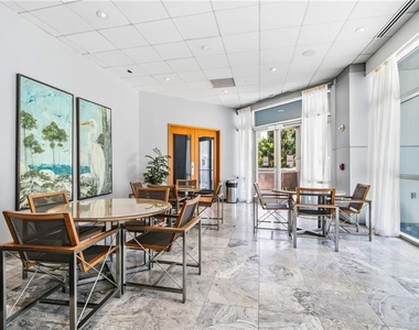 3338 Peachtree Road Ne - Photo Thumbnail 19