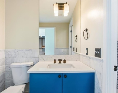 3338 Peachtree Road Ne - Photo Thumbnail 7