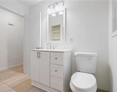 920 Kings Court - Photo Thumbnail 24