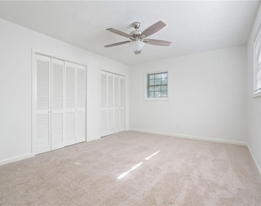 920 Kings Court - Photo Thumbnail 28