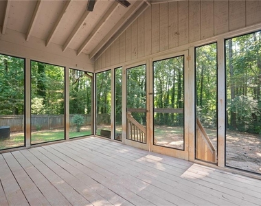 920 Kings Court - Photo Thumbnail 36