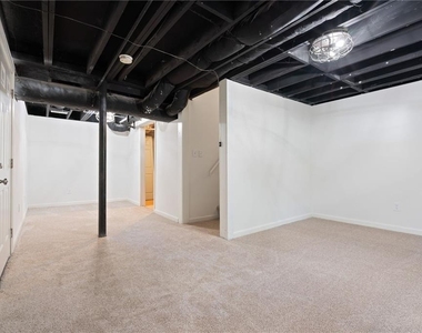 920 Kings Court - Photo Thumbnail 32