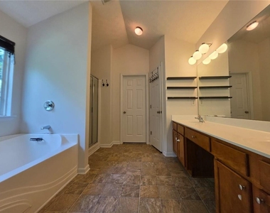 3983 Roxberry Hill Lane - Photo Thumbnail 37