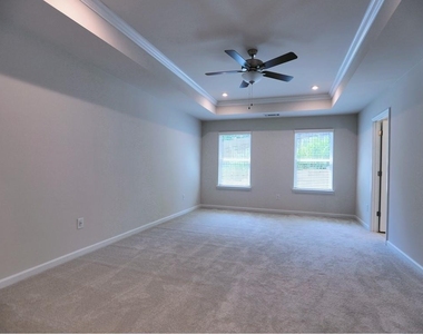 710 Smokey Quartz Way - Photo Thumbnail 15