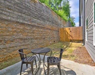 710 Smokey Quartz Way - Photo Thumbnail 29