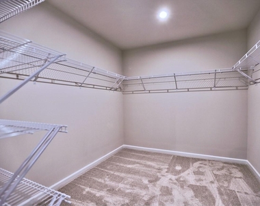 710 Smokey Quartz Way - Photo Thumbnail 16