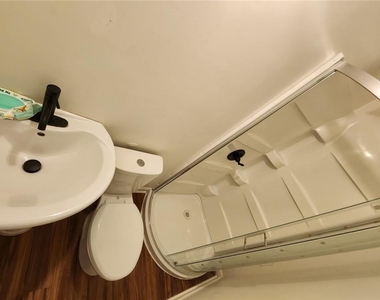 2431 Woodside Way - Photo Thumbnail 37