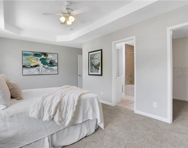 2431 Woodside Way - Photo Thumbnail 18