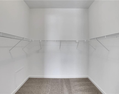 2431 Woodside Way - Photo Thumbnail 22
