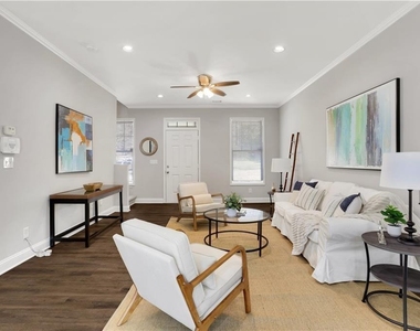 2431 Woodside Way - Photo Thumbnail 4