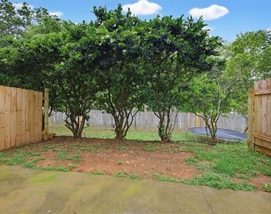 26 Hampton Drive - Photo Thumbnail 22