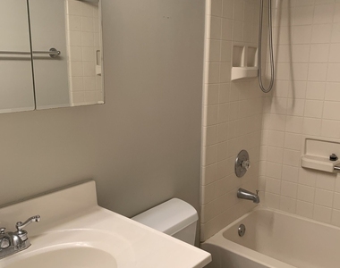 2254 Abbeywood Drive - Photo Thumbnail 6
