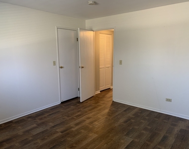 2254 Abbeywood Drive - Photo Thumbnail 7