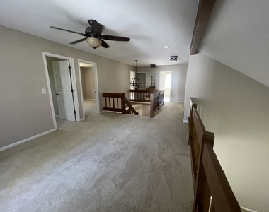 207 N Wilke Road - Photo Thumbnail 8