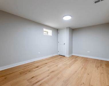 6511 W 63rd Place - Photo Thumbnail 12