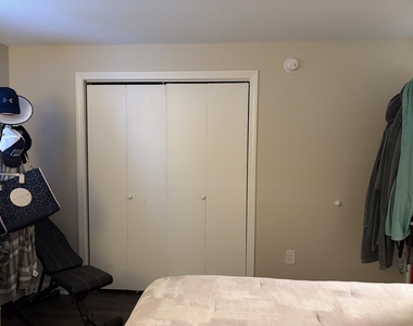 702 White Cedar - Photo Thumbnail 10