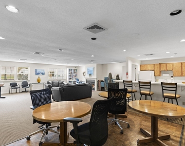 702 White Cedar - Photo Thumbnail 22
