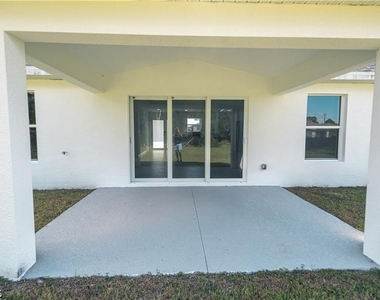 2712 46th Street Sw - Photo Thumbnail 15
