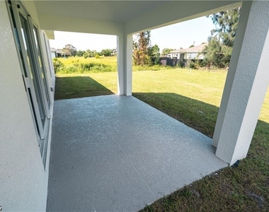 2712 46th Street Sw - Photo Thumbnail 13