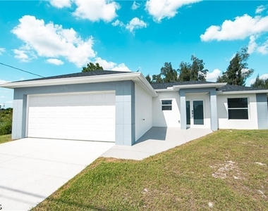 2712 46th Street Sw - Photo Thumbnail 1