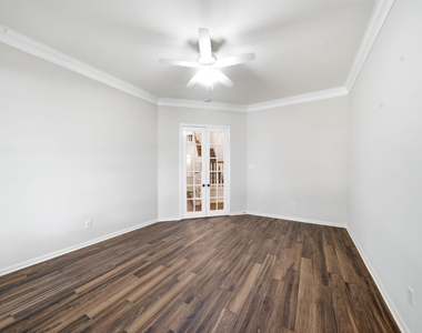 2214 Lytham Lane - Photo Thumbnail 27
