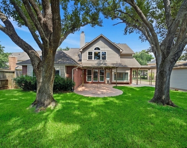 2214 Lytham Lane - Photo Thumbnail 42