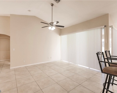 2107 Sw 30th Terrace - Photo Thumbnail 7