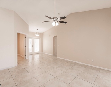 2107 Sw 30th Terrace - Photo Thumbnail 5