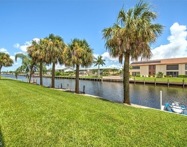 1009 Se 46th Lane - Photo Thumbnail 21