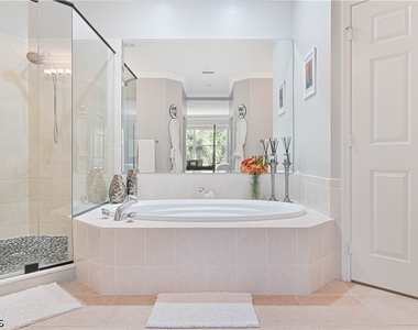 18900 Bay Woods Lake Drive - Photo Thumbnail 25