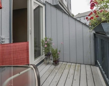 2 Bluestone - Photo Thumbnail 17