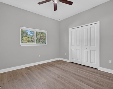 2010 Robert Avenue - Photo Thumbnail 22