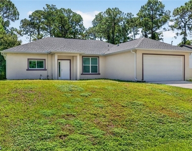 2010 Robert Avenue - Photo Thumbnail 1