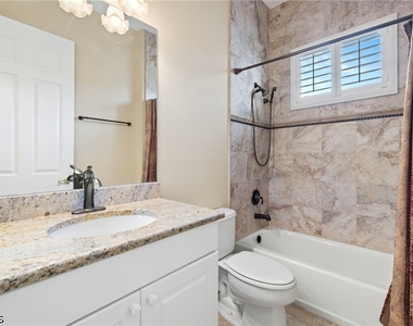 4901 Sw 27th Place - Photo Thumbnail 23