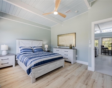 434 Lagoon Drive - Photo Thumbnail 24
