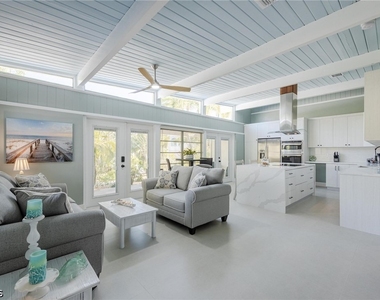 434 Lagoon Drive - Photo Thumbnail 22